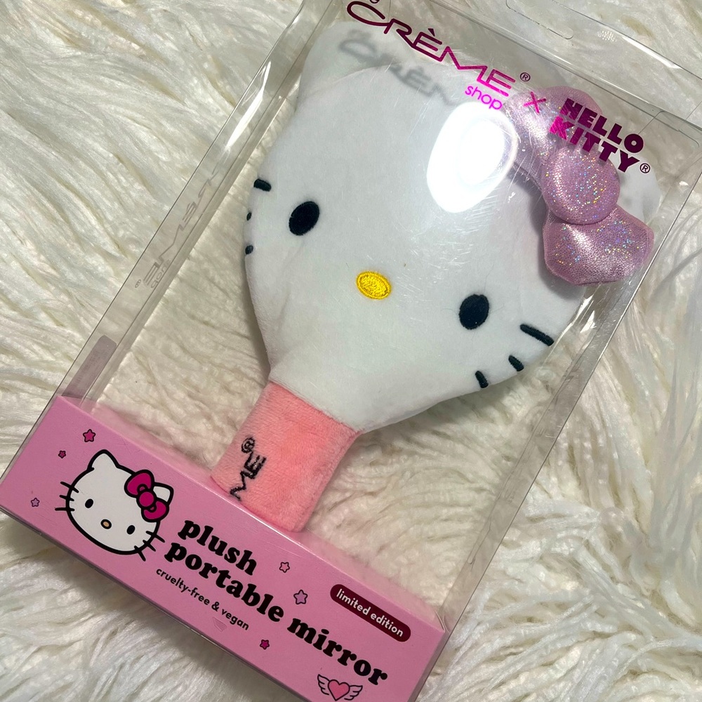 The CREME shop X Hello Kitty plush portable mirror